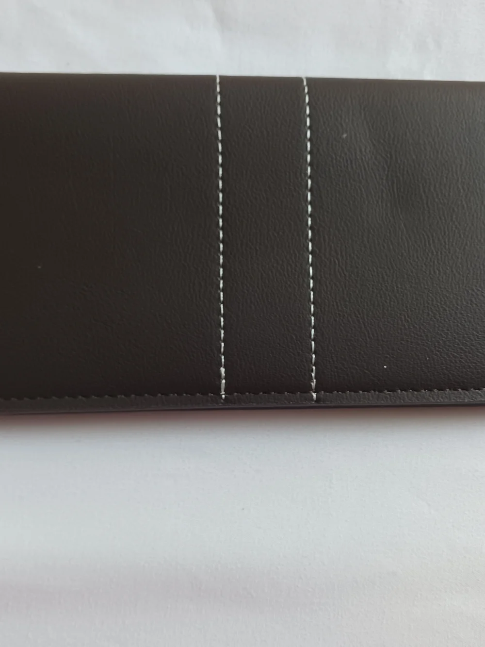 Levi's Brown Leather Wallet NWOT Tan Accent White Stitching